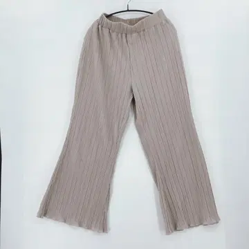 Lutique 루 플리츠 팬츠 M 사이즈 베이지