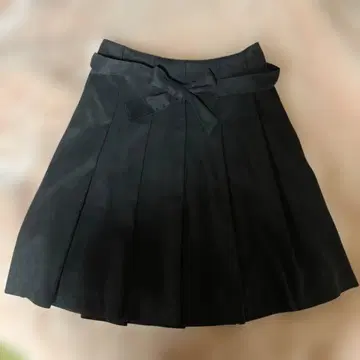미사용품 이네드 블랙 플리츠 스커트 리본 포함