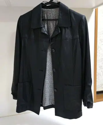 KIRCILAR 쿠르주랄 가죽 자켓 블레이저