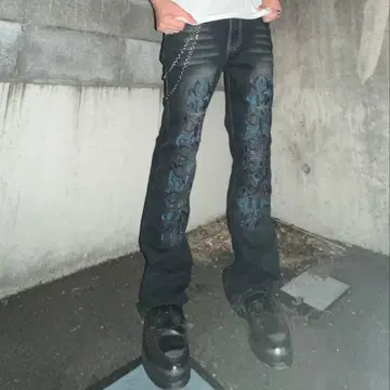 구제 의류 자수 플레어 데님 Y2K 부츠컷