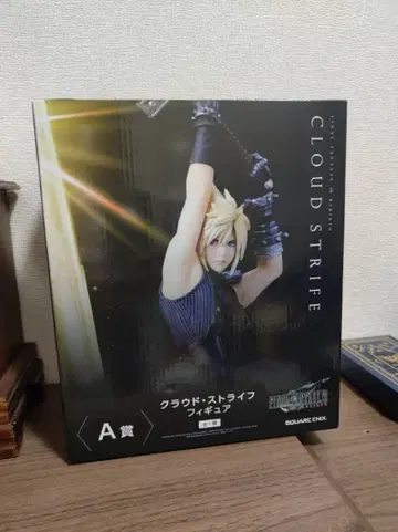 클라우드 스트라이프 피규어 A상