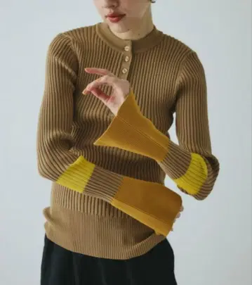 Herin.CYE 헨리넥 니트탑