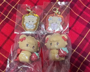 릴르아라모드 라떼 앉아있는 대원 2 딸기 가챠가챠 popup