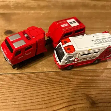 토미카 모리타 레드샐맨더, 소방구급차