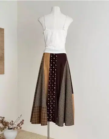 빈티지풍 체크 무늬 스커트! 겨울 나들이, 모임, 데이트에 딱이에요