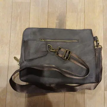 D.KELLY 그레이 가죽 숄더백