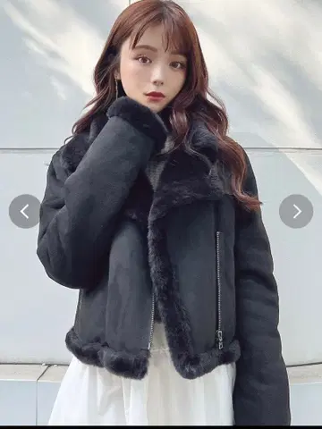 RESEXXY 페이크 무스탕 블루종