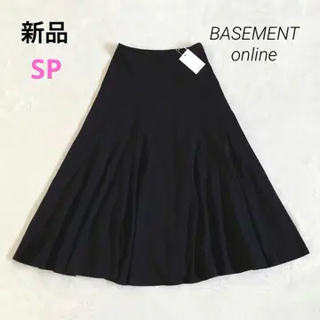새상품 베이스먼트 온라인 플레어 스커트 SP 블랙