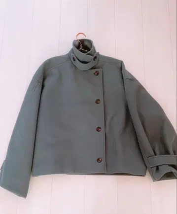 미스티우먼 스탠드 카라 코트