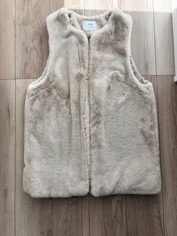 새상품급 Discoat 퍼 베스트 프리 사이즈 베이지