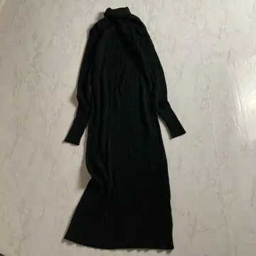 미라 오웬 터틀넥 리브 니트 원피스 롱 기장 사이즈 S