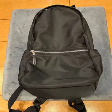 niko and - 블랙 백팩