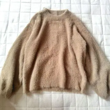 어반 리서치 긴팔 니트 샤기 볼륨 소매