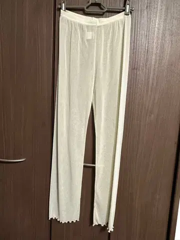 타비오 라메 튤 레깅스 10분 길이 아이보리