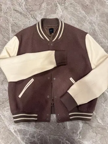 Spick and Span 바시티 자켓 브라운/크림