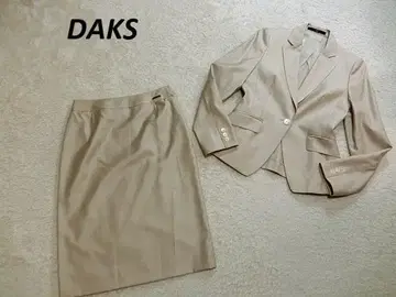 컨디션 최상 DAKS 실크 혼방 1버튼 스커트 셋업 수트 베이지 36