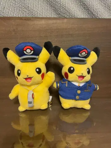 도쿄역 한정판 역장 피카츄 봉제 인형 키체인 키링 2014년