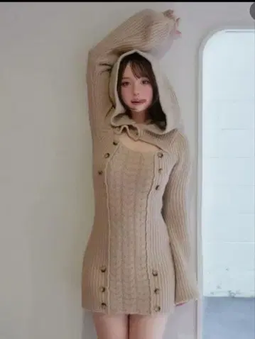 ANDMARY Elsie 니트 미니 드레스 베이지