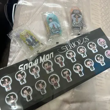 Snow Man 스노 씰, 부적