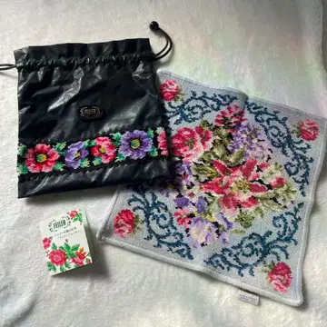 FEILER 플라워 무늬 손수건 수납 봉투 포함 독일제