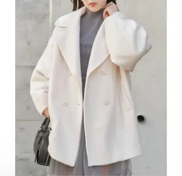 택 포함 미사용 새상품 chico 코트