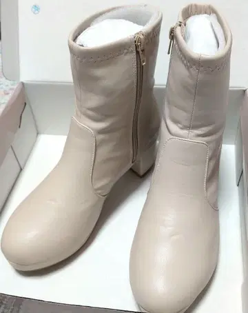 [ MAJESTIC LEGON ] 폭신폭신 스트레치 부츠 L 아이보리