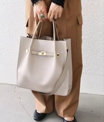 SHIPS any: A4 메탈 피팅 토트 백 여성용