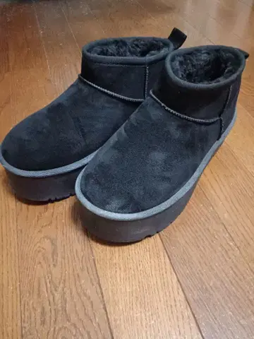 통굽 어그 부츠 블랙