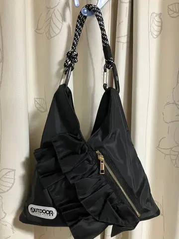 OUTDOOR RISLEY 트라이앵글 프릴 백