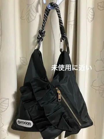 OUTDOOR RISLEY 트라이앵글 프릴 백