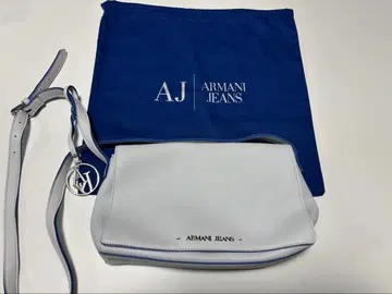 ARMANI JEANS 숄더백 화이트 수납 가방 포함