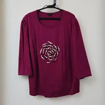 새상품 TOBECHICK 펄 장미 모티브 상의 46