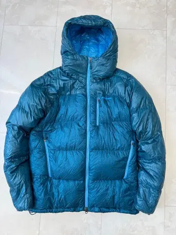 파타고니아 피츠 로이 다운 남성용 M 사이즈 새상품급