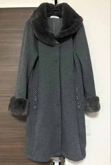 갤러리 비스콘티 퍼 코트 비쥬 그레이