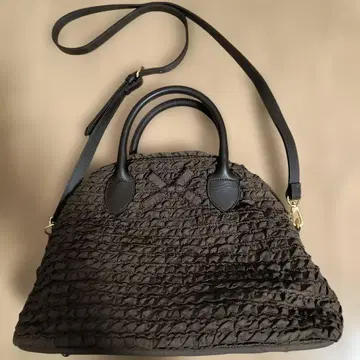 핑크하우스 다크 브라운 숄더백 (미사용에 가까움)