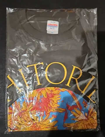 히토리 에 아키야마 옐로우 컬러 T셔츠