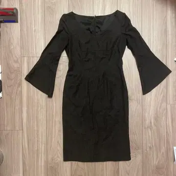 핑키앤다이안 블랙 7부 소매 원피스