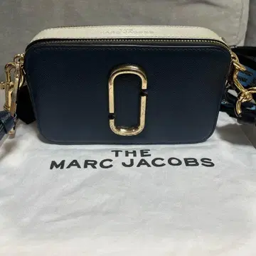 마크제이콥스 숄더백 스냅샷 네이비