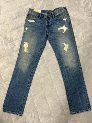 Abercrombie & Fitch 데미지 데님 청바지