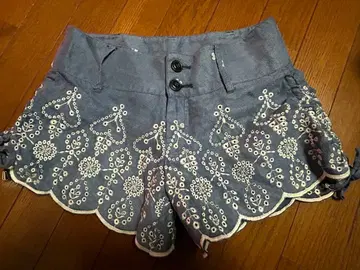 Smoky 자수 네이비 숏팬츠