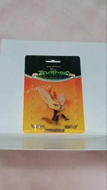 주토피아 피닉 아크릴 키링