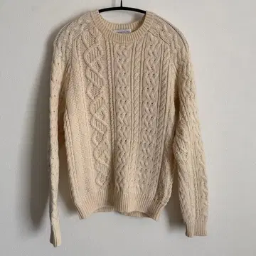 tomorrowland 울 100% 케이블 니트 스웨터