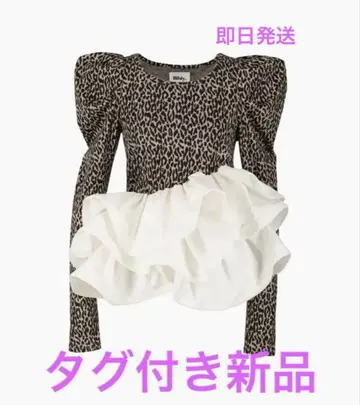 택 포함 새상품 bibiy. 레오파드 페플럼 상의 레오파드 무늬