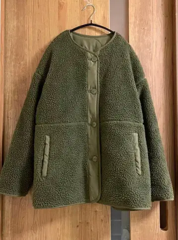 GU 보아 자켓 퀼팅 리버서블 M 사이즈감 L