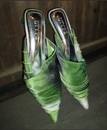 DTYYPE MIX 컬러 벨로아 펌프스