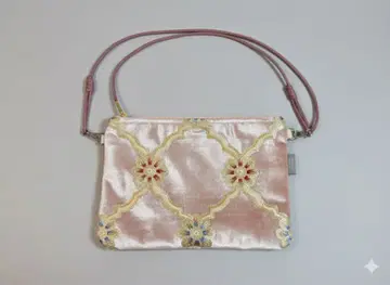 새상품급 sonia journey 스퀘어 파우치(숄더 끈 포함)