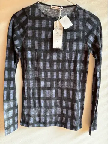 미나 페르호넨 Sora check 스웨터