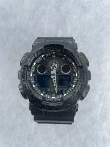 갈라짐 무늬 G-SHOCK GA-110CG 블랙 크랙 패턴 새상품급