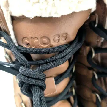 새상품급 crocs 올캐스트 스노우 부츠