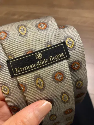 Ermenegildo Zegna 실크 넥타이 그레이 계열